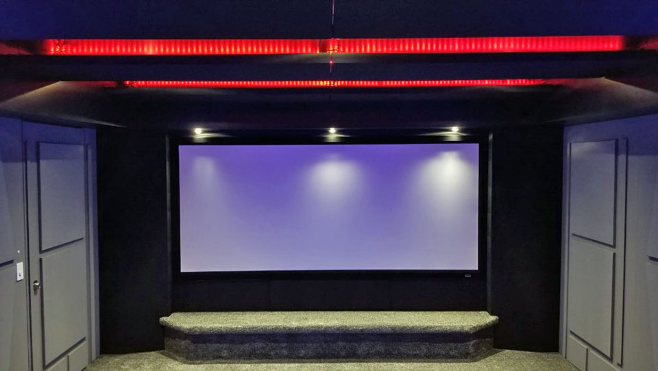 Светодиодное освещение в кинозале